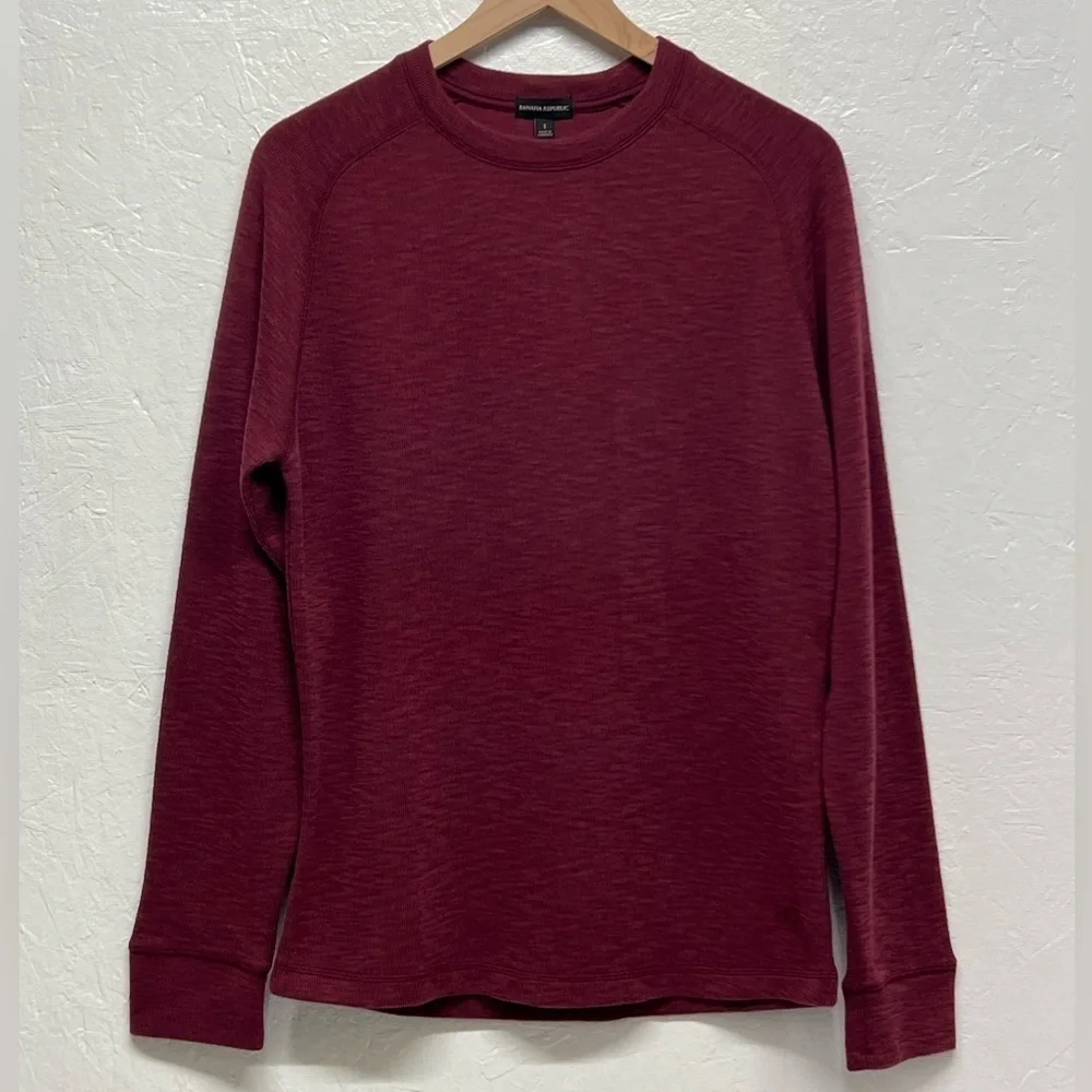 BANANA Republic Men's Double Knit Long Sleeve Crewneck Shirt - Burgandy - S